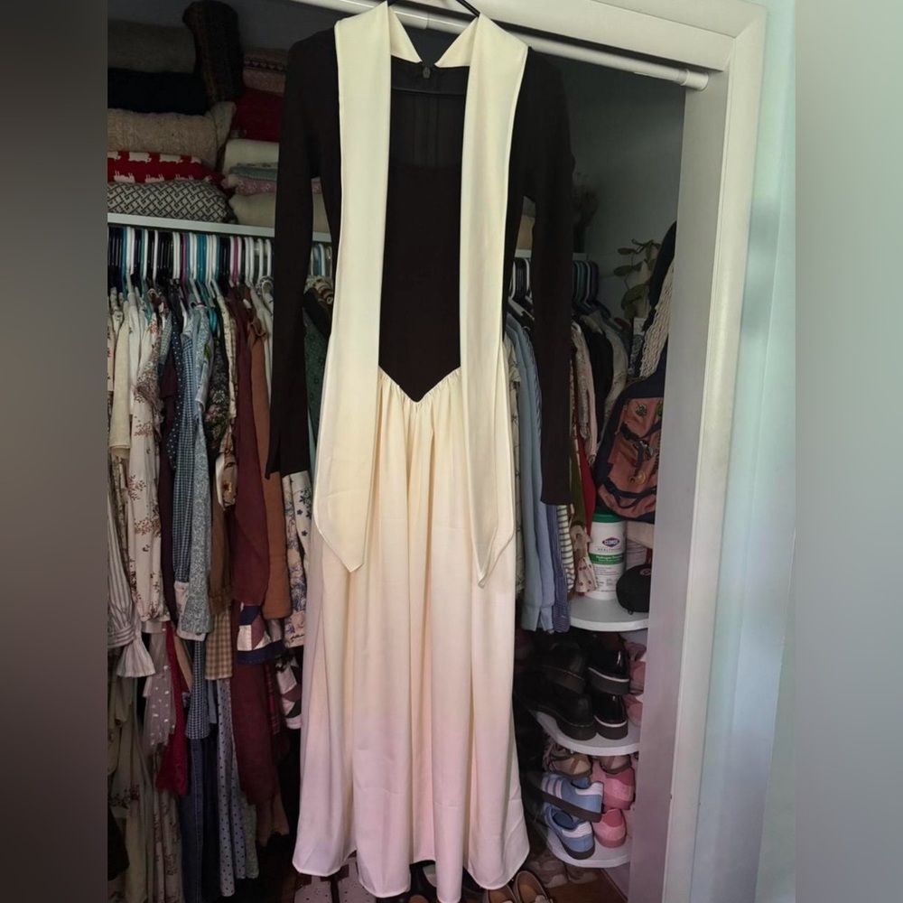 Chic Long Sleeve Black and White Dress